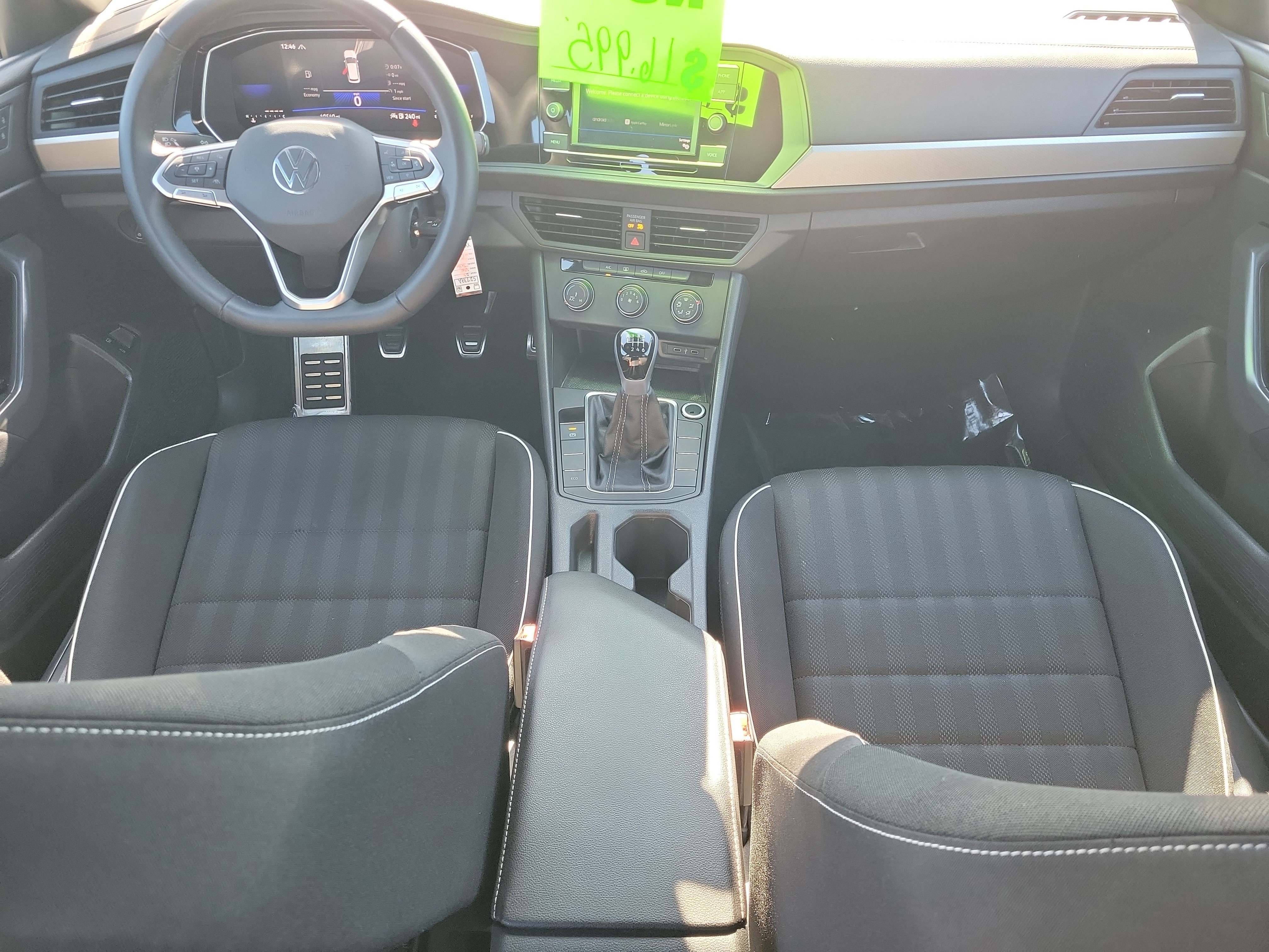 Used 2023 Volkswagen Jetta Sport image 15