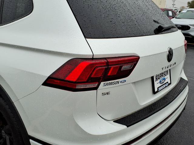 Used 2024 Volkswagen Tiguan SE R-Line w/ MDO Package, Two-Row AWD/4WD image 10
