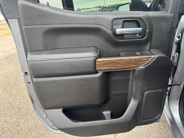 Used 2021 Chevrolet Silverado 1500 High Country w/ Safety Package II image 22