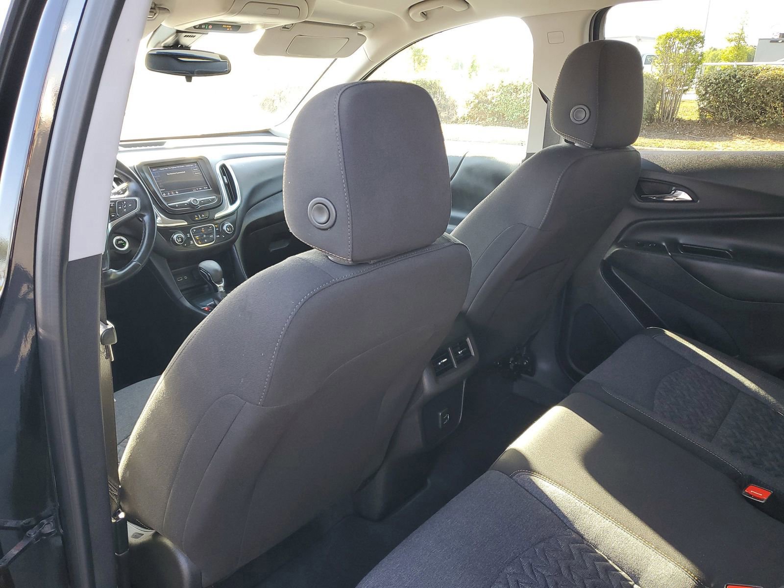 Used 2024 Chevrolet Equinox LT image 11