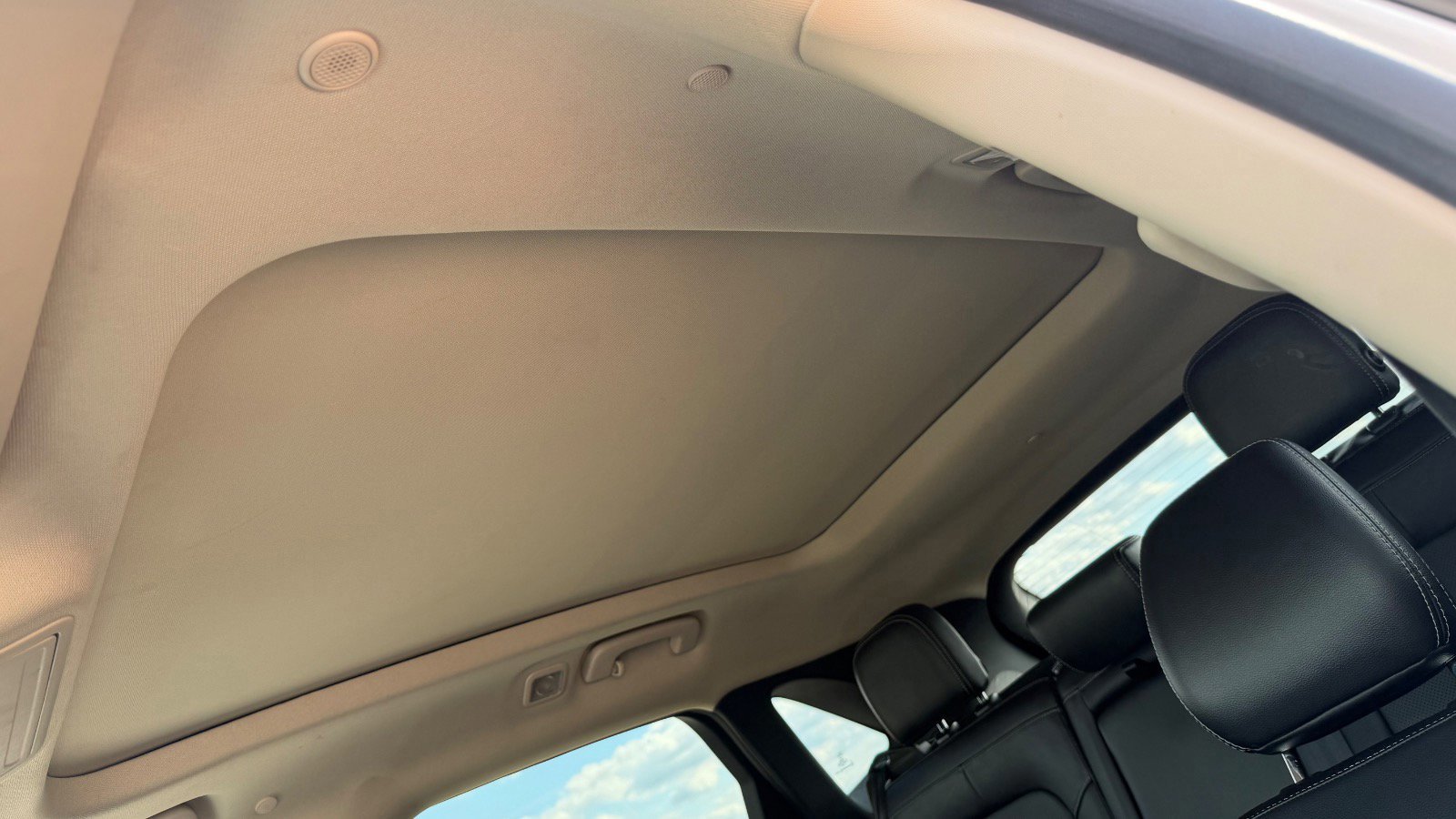 Certified 2020 Ford Escape Titanium w/ Titanium Premium Package 2.0 FWD image 39