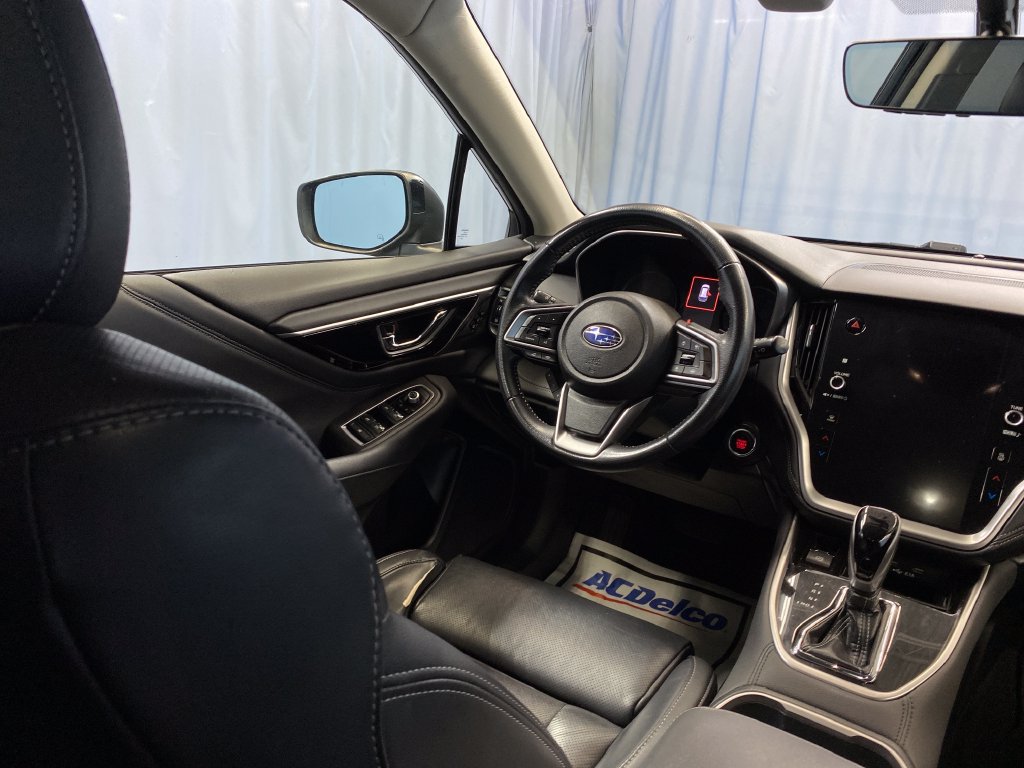 Used 2021 Subaru Outback Limited AWD/4WD image 38
