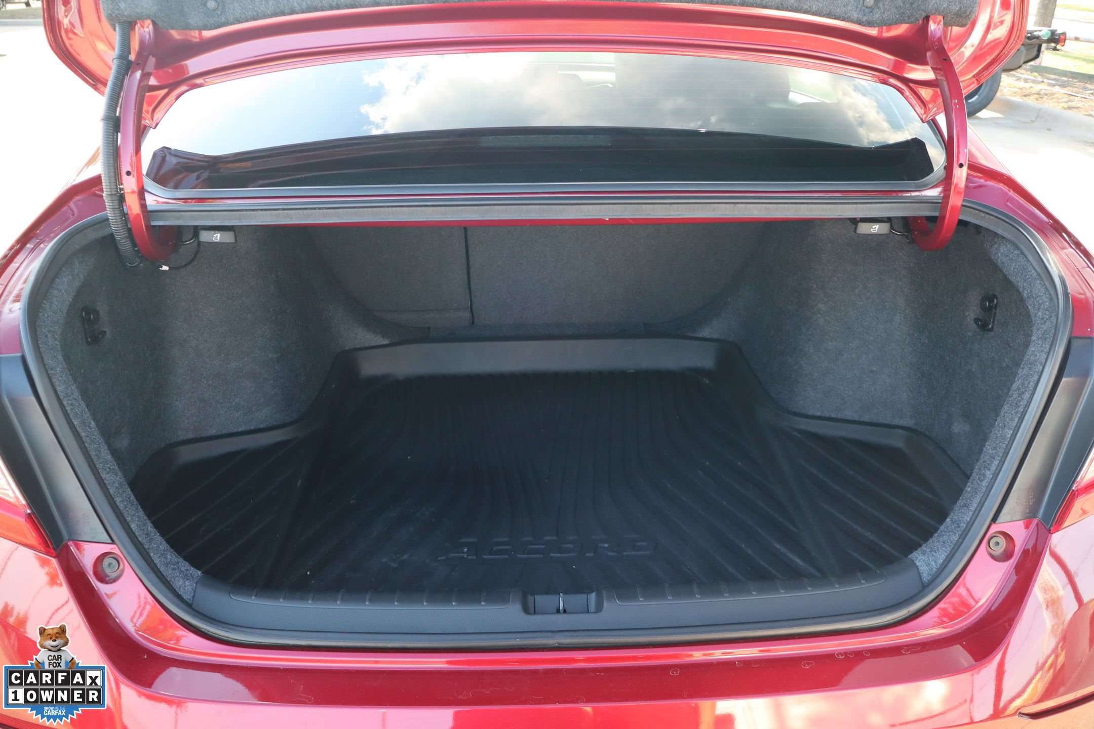 Used 2022 Honda Accord Touring image 27