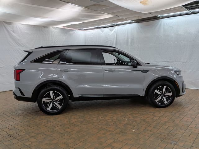 Used 2023 Kia Sorento EX w/ Panoramic Sunroof Package image 6