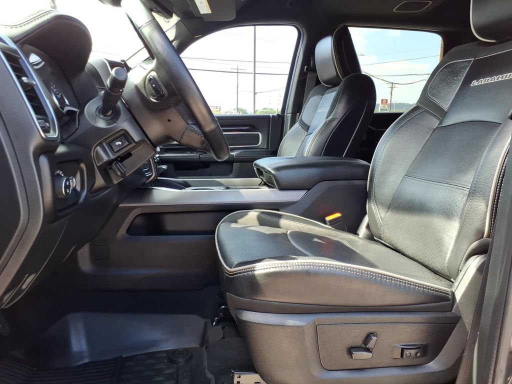 Used 2022 RAM 3500 Laramie RWD image 20