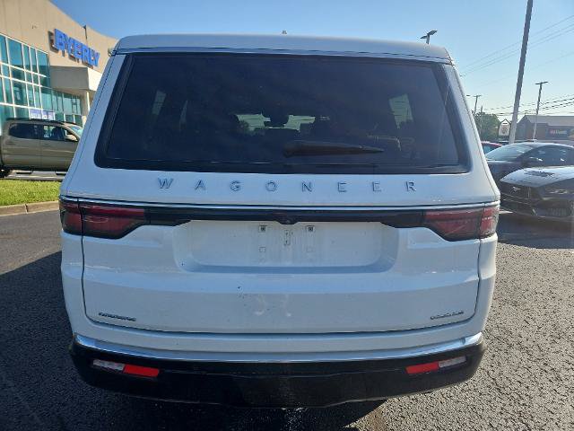 Used 2023 Jeep Wagoneer Series II w/ Convenience Group I AWD/4WD image 5