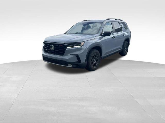 Used 2023 Honda Pilot TrailSport image 31