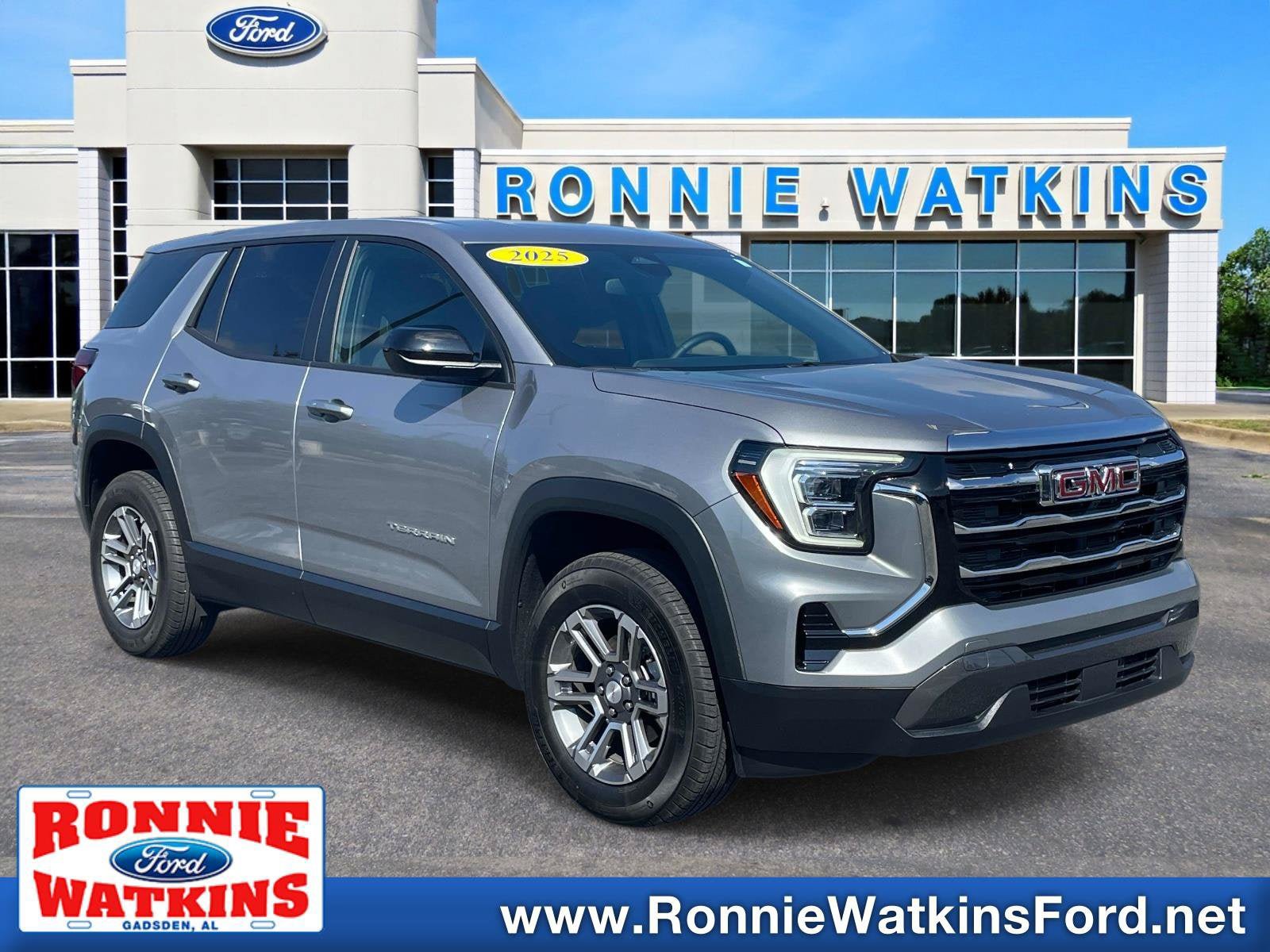 Used 2025 GMC Terrain Elevation