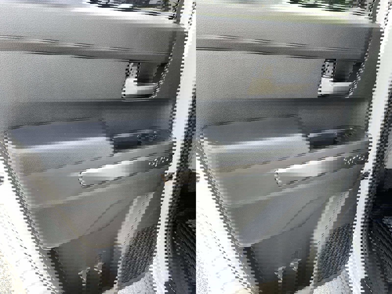 Used 2024 Toyota Tacoma TRD Sport image 15