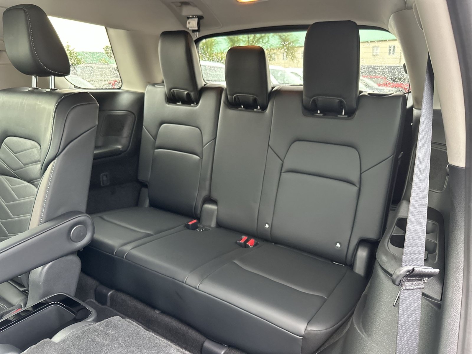 Used 2024 Nissan Pathfinder Platinum AWD/4WD image 27
