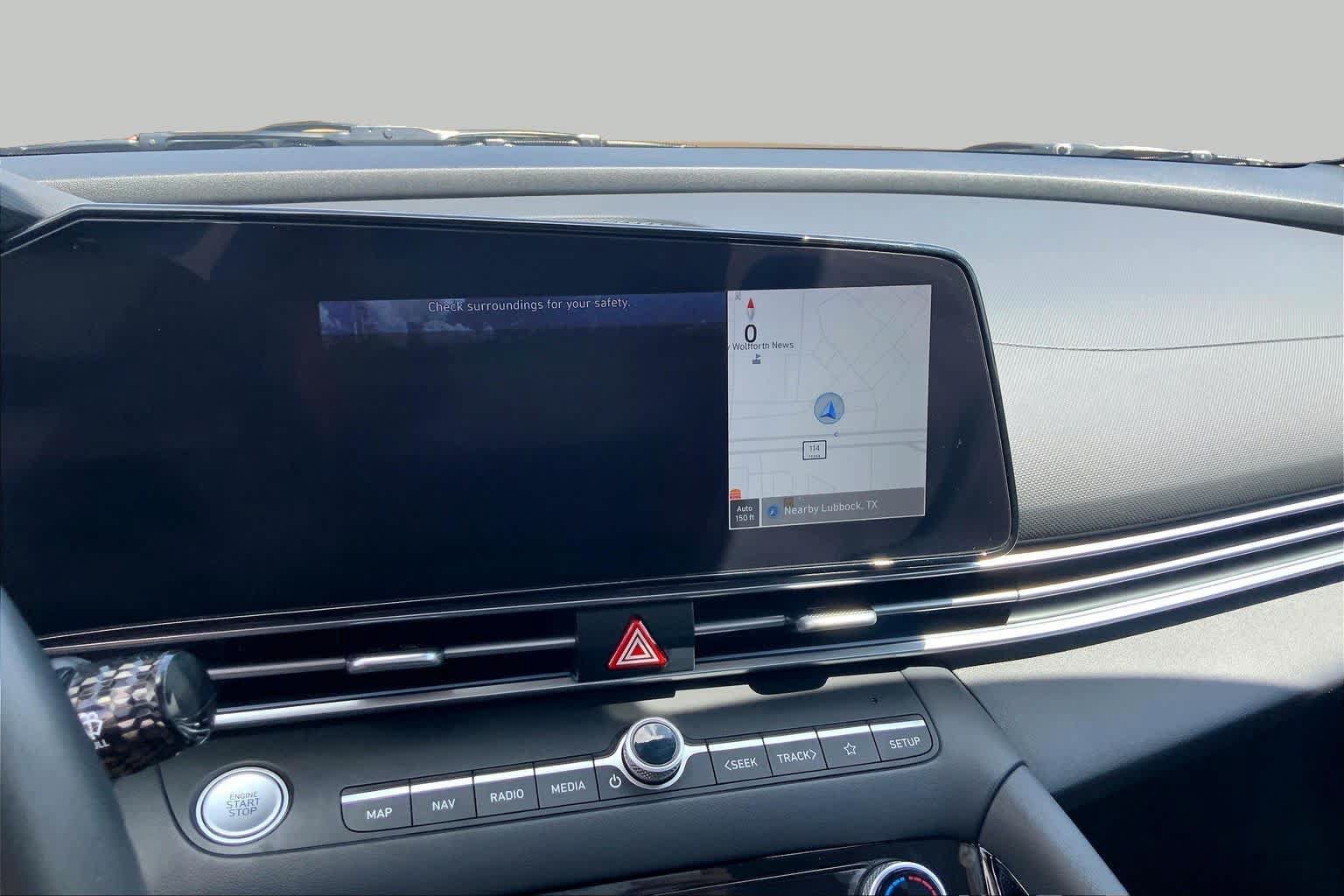 Used 2025 Hyundai Elantra SEL FWD image 27