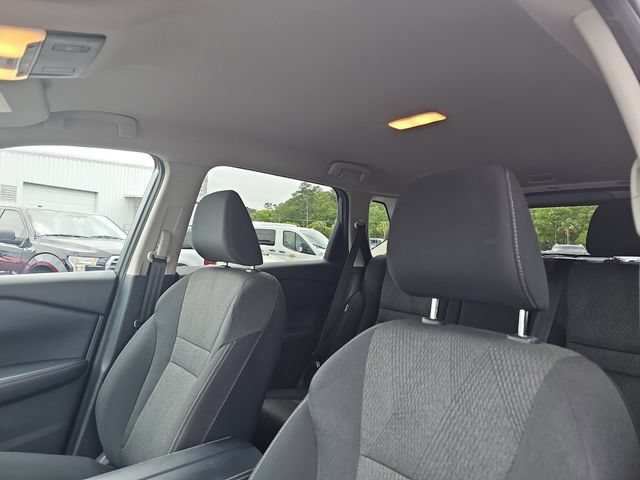 Used 2025 Nissan Rogue SV AWD/4WD image 17