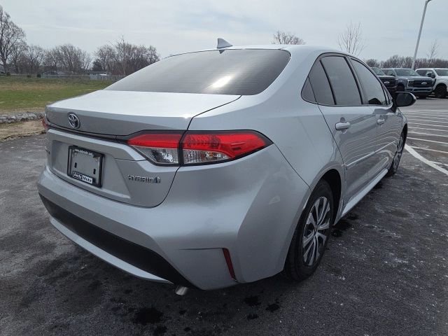 Used 2021 Toyota Corolla LE image 4