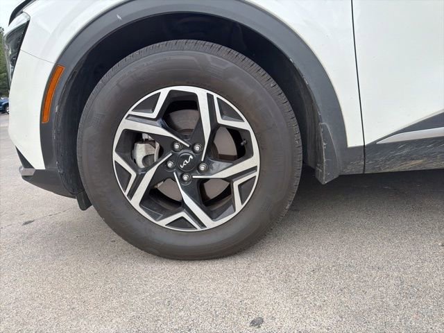 Used 2024 Kia Sportage LX FWD image 9