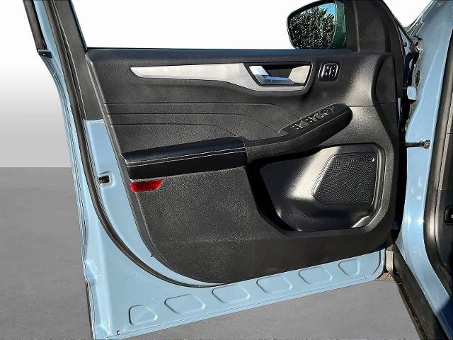 Certified 2025 Ford Escape Platinum AWD/4WD image 22
