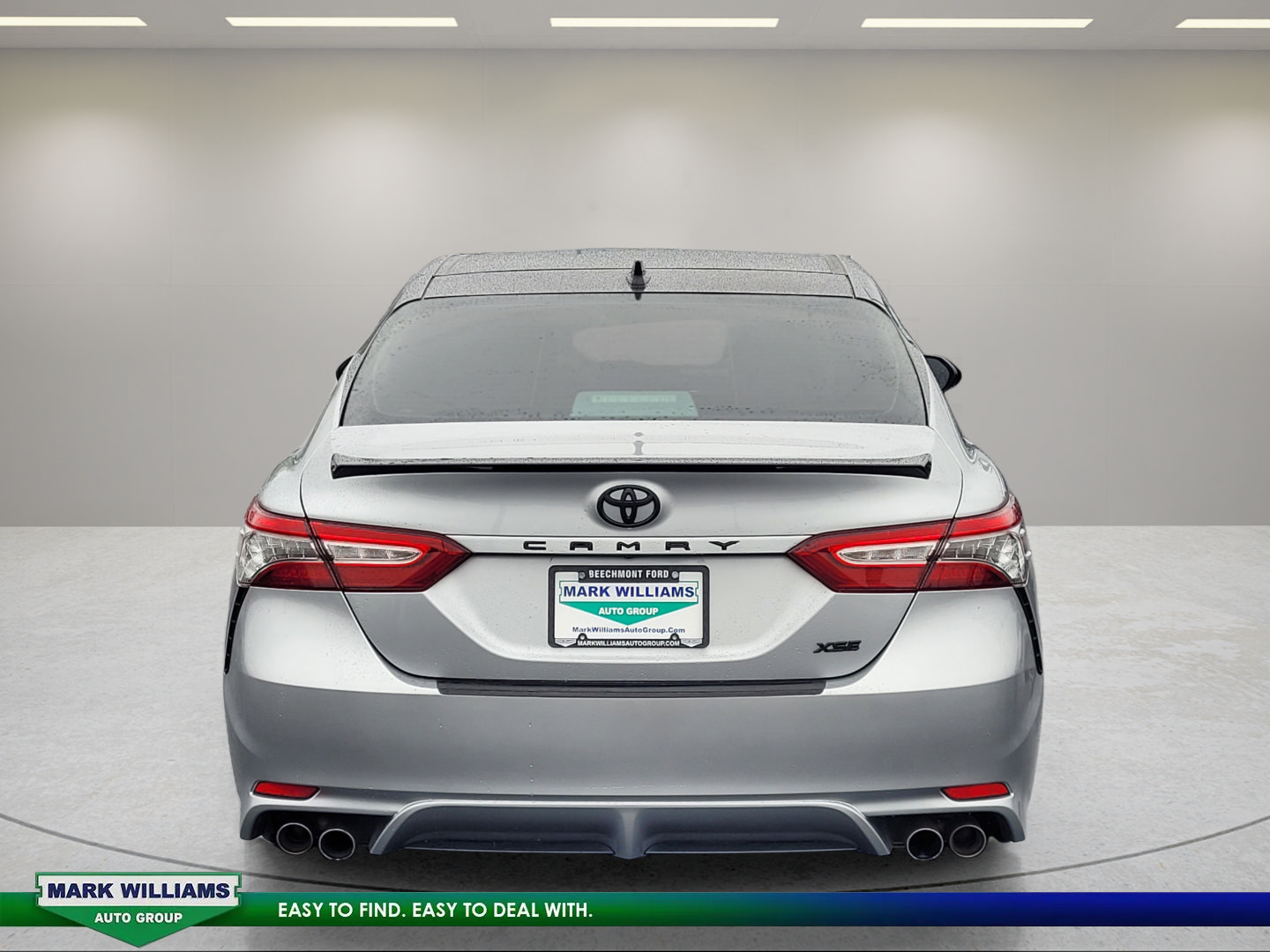 Used 2019 Toyota Camry XSE FWD image 5