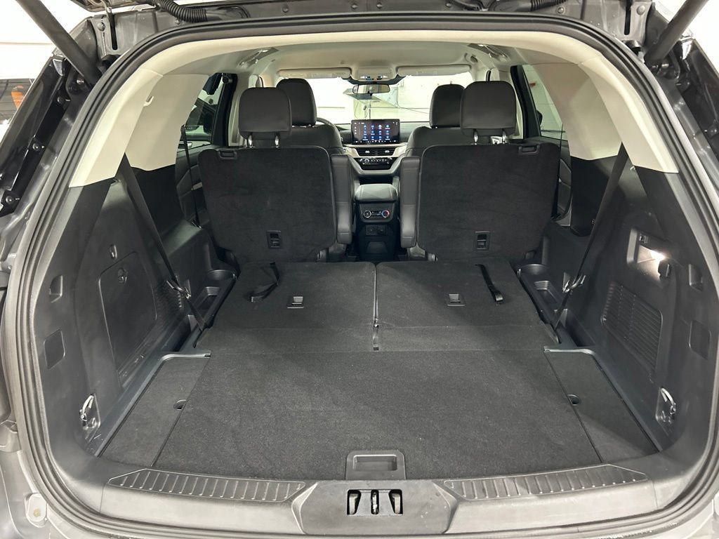 Certified 2025 Ford Explorer Active w/ Active Comfort Package AWD/4WD image 30