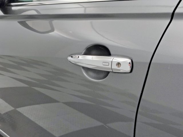 Used 2023 Nissan Altima 2.5 SV w/ SV Premium Package AWD/4WD image 19