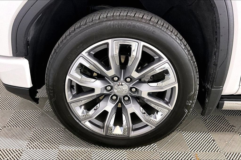 Used 2024 GMC Sierra 1500 Denali AWD/4WD image 7