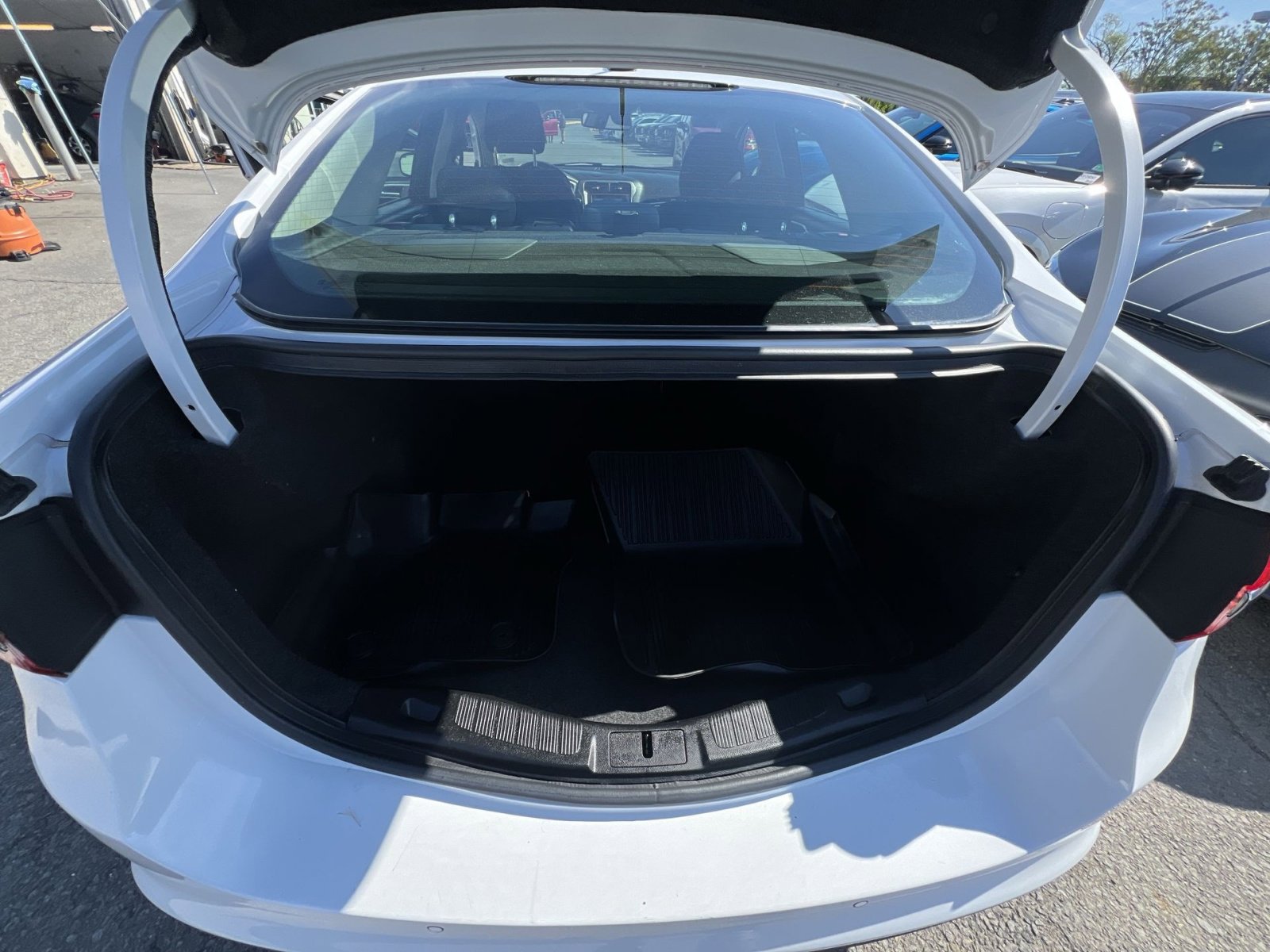 Certified 2018 Ford Fusion SE FWD image 38