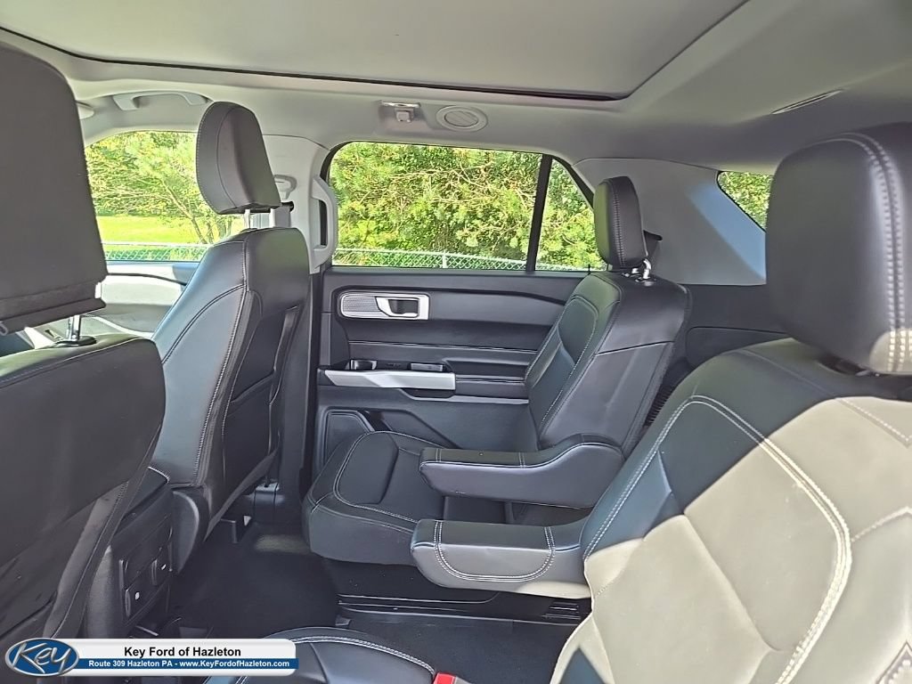 Certified 2024 Ford Explorer XLT w/ Equipment Group 202A AWD/4WD image 40