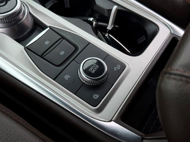 Certified 2024 Ford Explorer King Ranch w/ Technology Package AWD/4WD image 26
