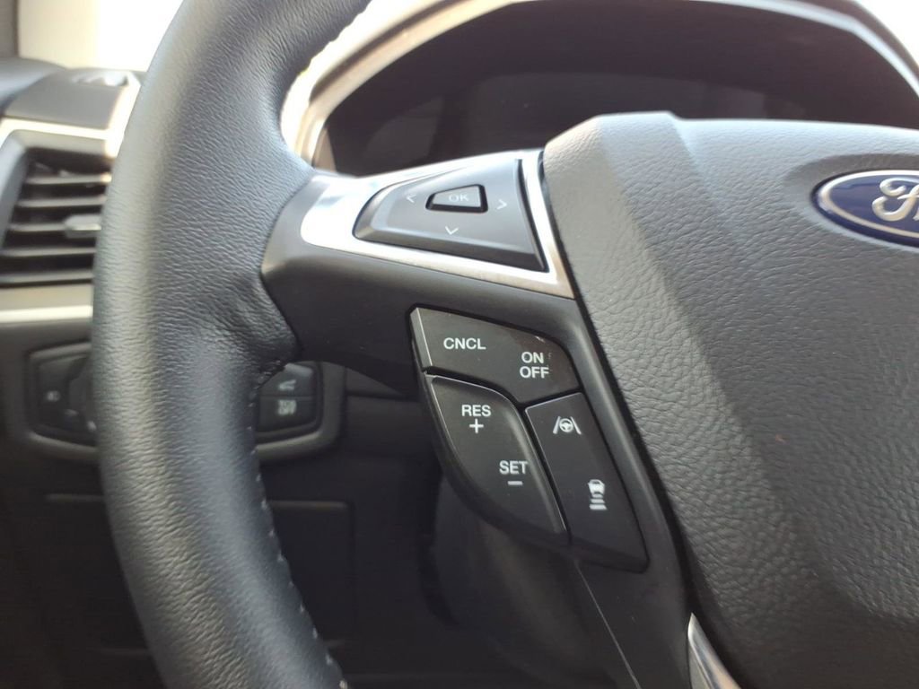 Certified 2023 Ford Edge SEL w/ Convenience Package AWD/4WD image 15
