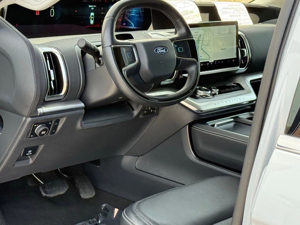 Certified 2025 Ford Expedition Max Platinum AWD/4WD image 7