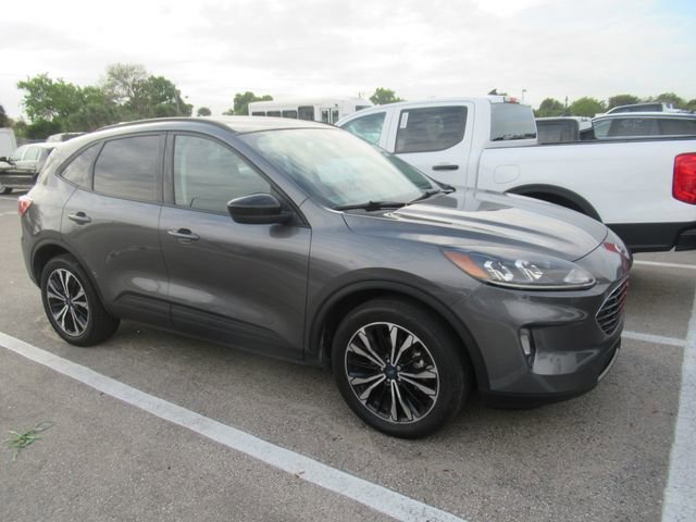 Certified 2021 Ford Escape SEL w/ SEL Stealth AWD Package image 4