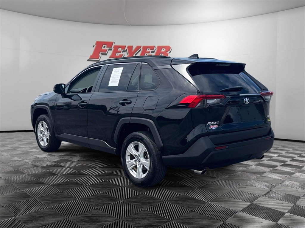 Used 2021 Toyota RAV4 XLE image 5