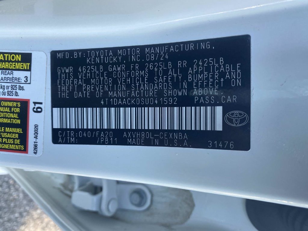 Used 2025 Toyota Camry LE FWD image 21