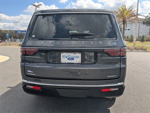 Used 2022 Jeep Wagoneer Series III w/ Premium Group I image 4