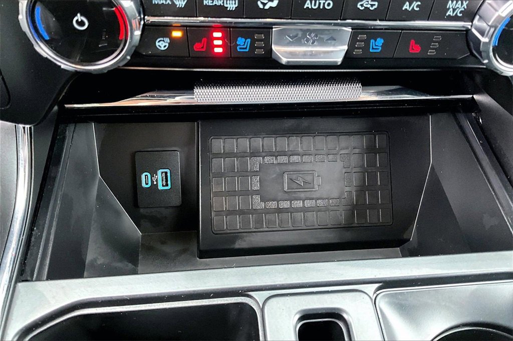 Certified 2022 Ford F150 Lariat w/ Equipment Group 502A High image 27