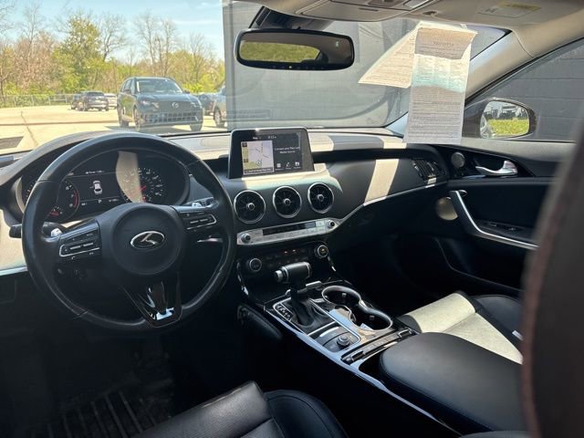 Used 2018 Kia Stinger Premium AWD/4WD image 38