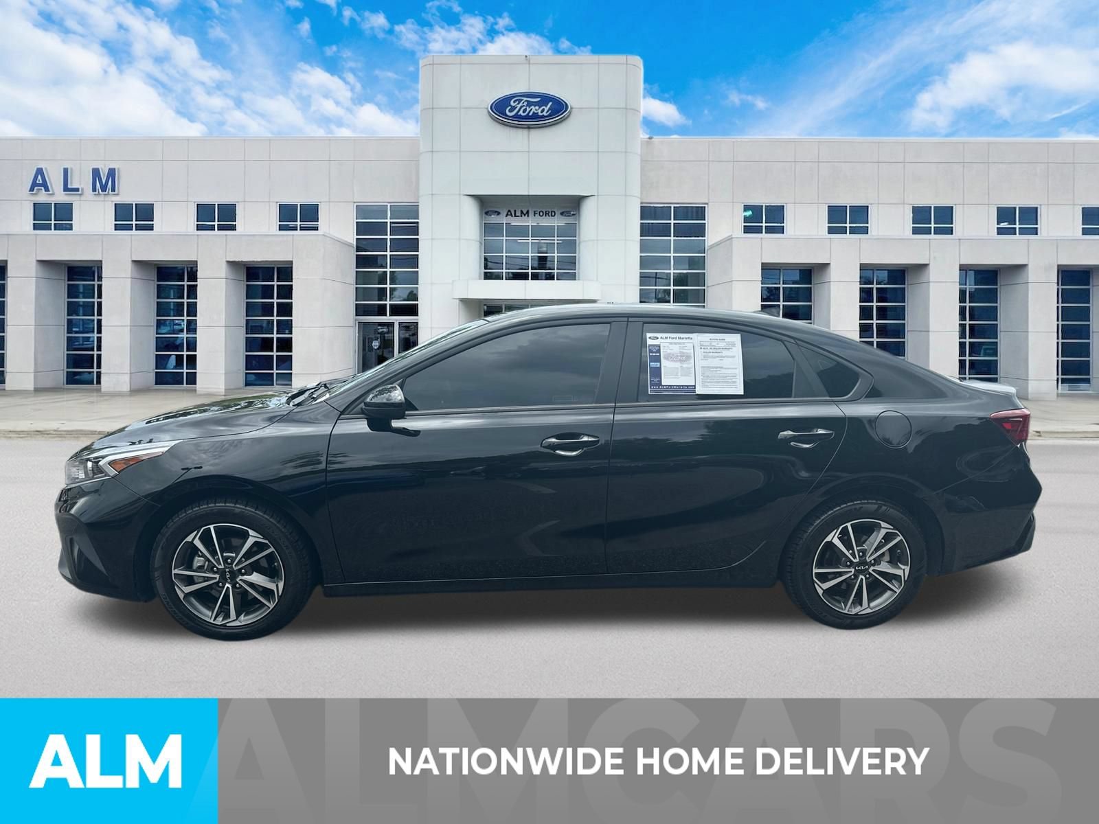 Used 2024 Kia Forte LXS FWD image 4