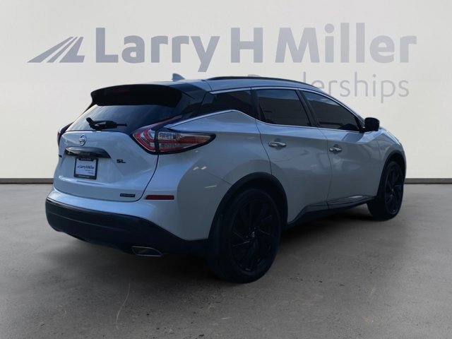 Used 2018 Nissan Murano SL w/ Midnight Edition Package FWD image 5