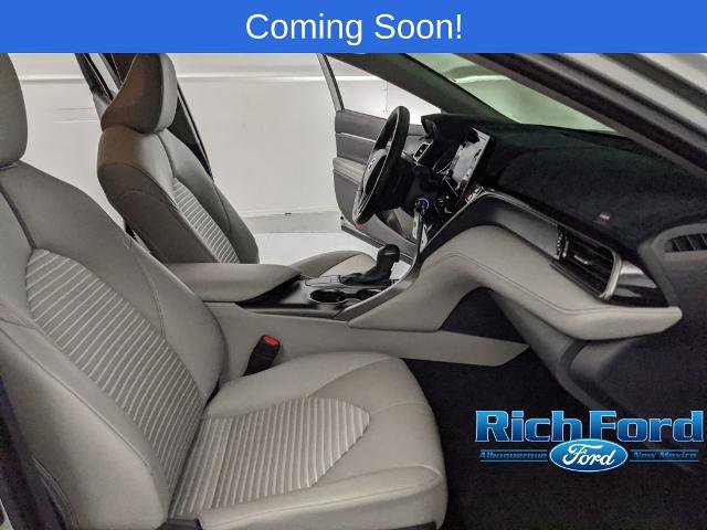Used 2024 Toyota Camry SE image 20