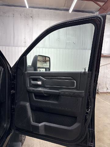 Used 2024 RAM 2500 Big Horn w/ Sport Appearance Package image 20