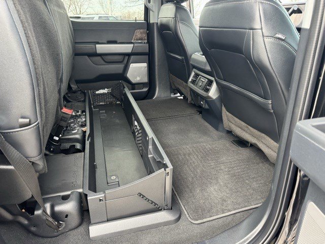 Certified 2023 Ford F250 Lariat w/ Chrome Package image 33