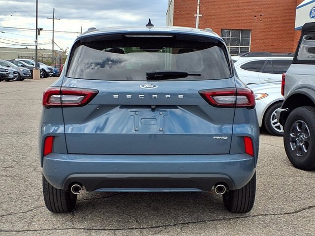Certified 2024 Ford Escape ST-Line w/ Tech Pack #1 AWD/4WD image 22