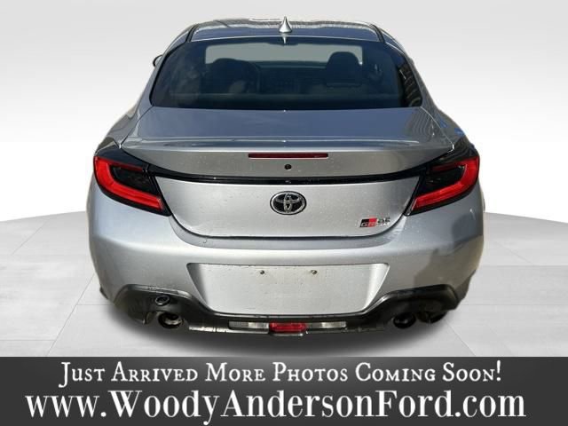 Used 2022 Toyota GR86 image 4