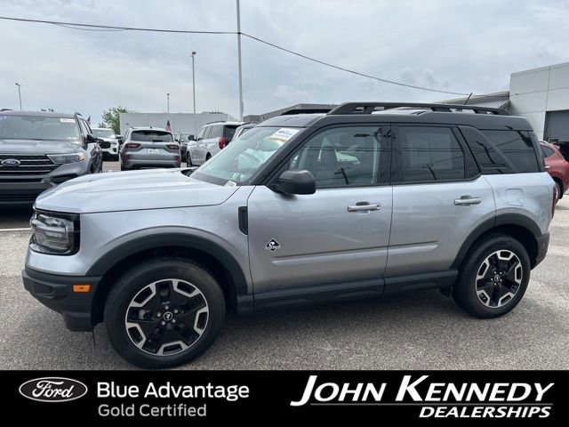 Certified 2023 Ford Bronco Sport Outer Banks w/ Tech Package AWD/4WD image 2