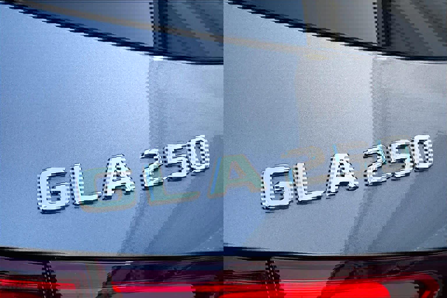 Used 2025 Mercedes-Benz GLA 250 image 13