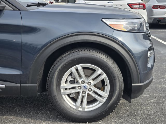 Certified 2022 Ford Explorer XLT w/ Equipment Group 202A image 8