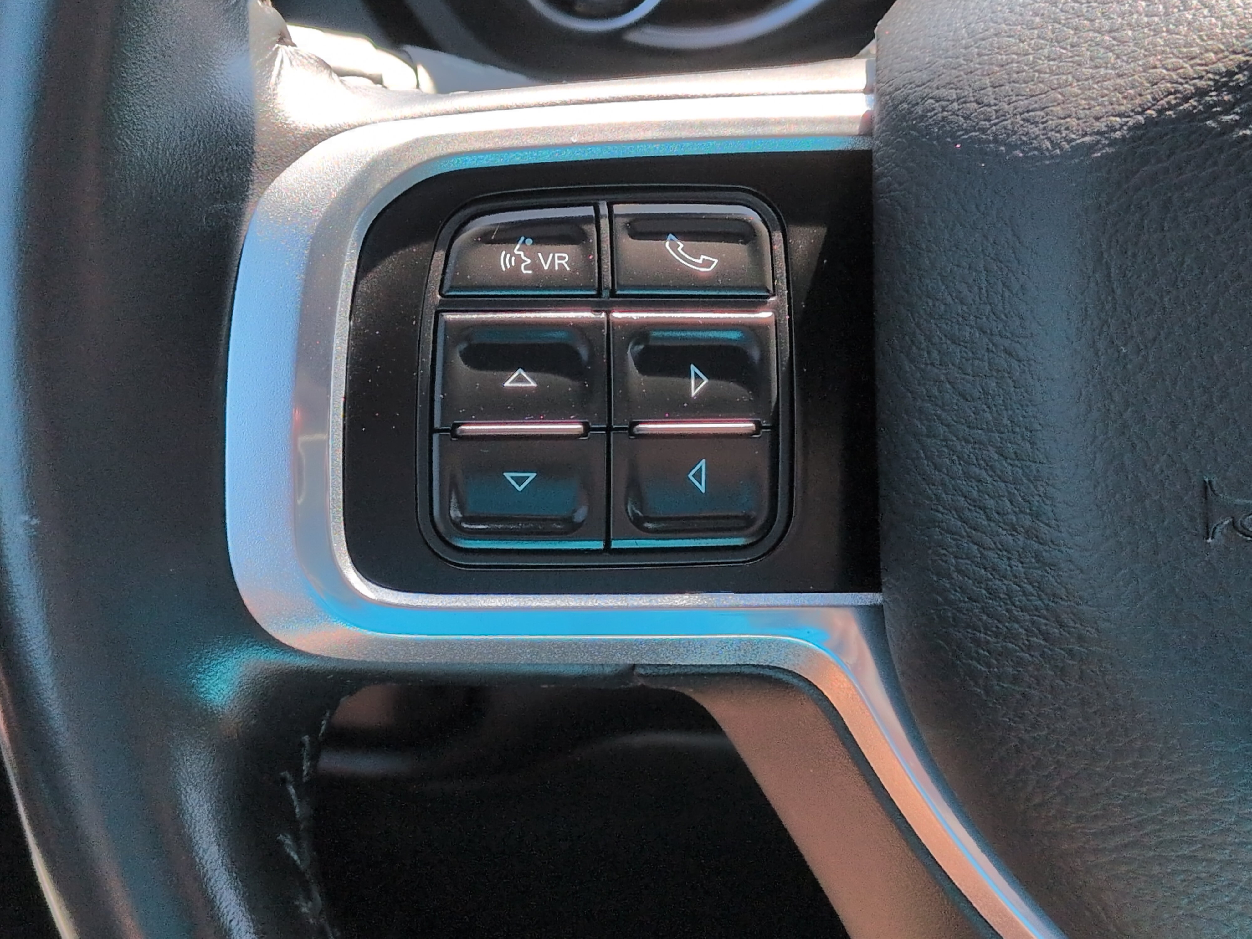Used 2020 RAM 3500 Laramie AWD/4WD image 24