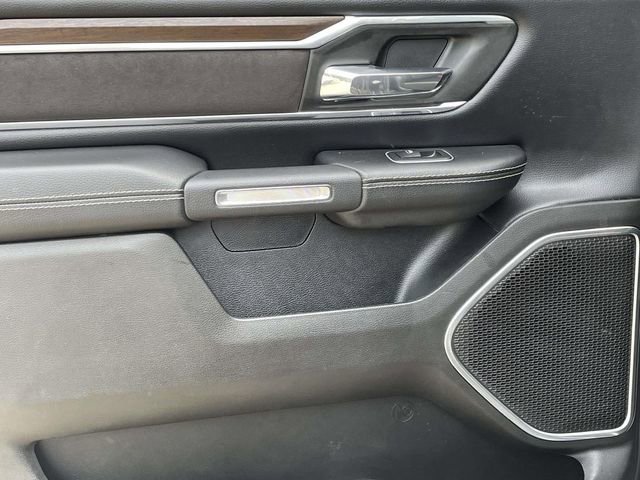 Used 2021 RAM 1500 Laramie AWD/4WD image 9