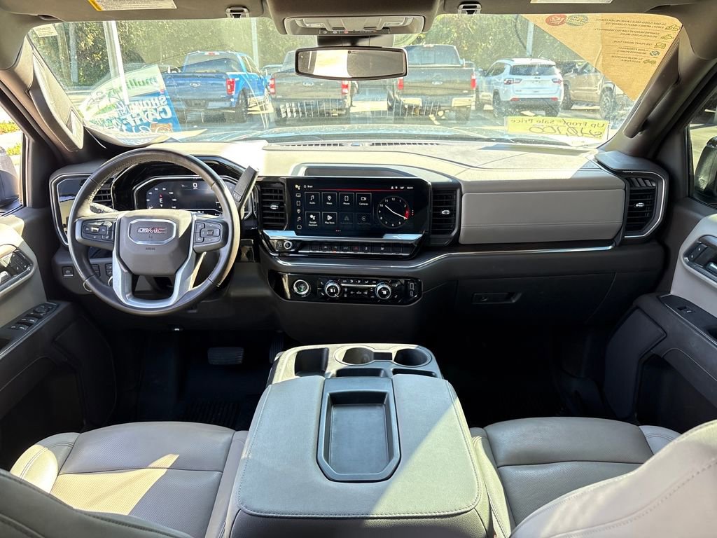 Used 2024 GMC Sierra 1500 SLT image 11
