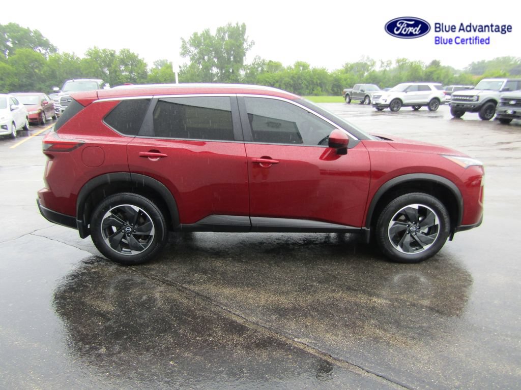 Used 2025 Nissan Rogue SV w/ SV Premium Package AWD/4WD image 10