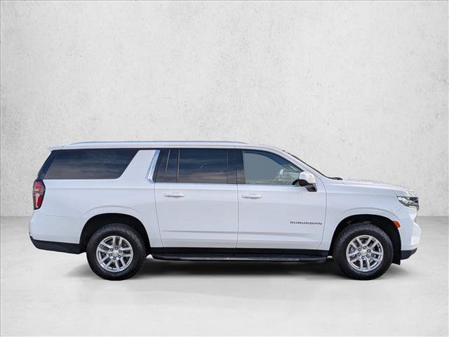 Used 2021 Chevrolet Suburban LT RWD image 4