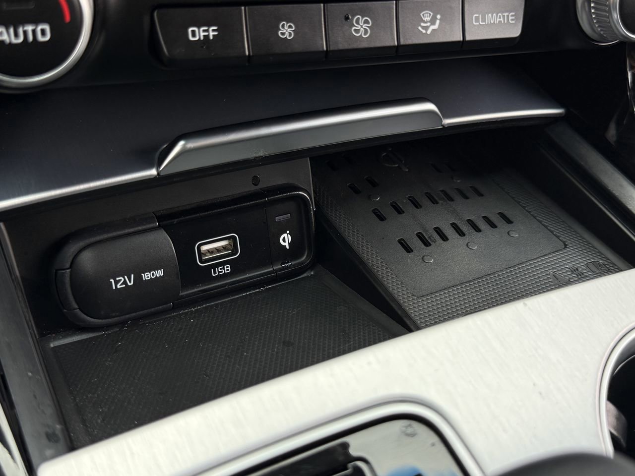Used 2023 Kia Stinger GT2 RWD image 23